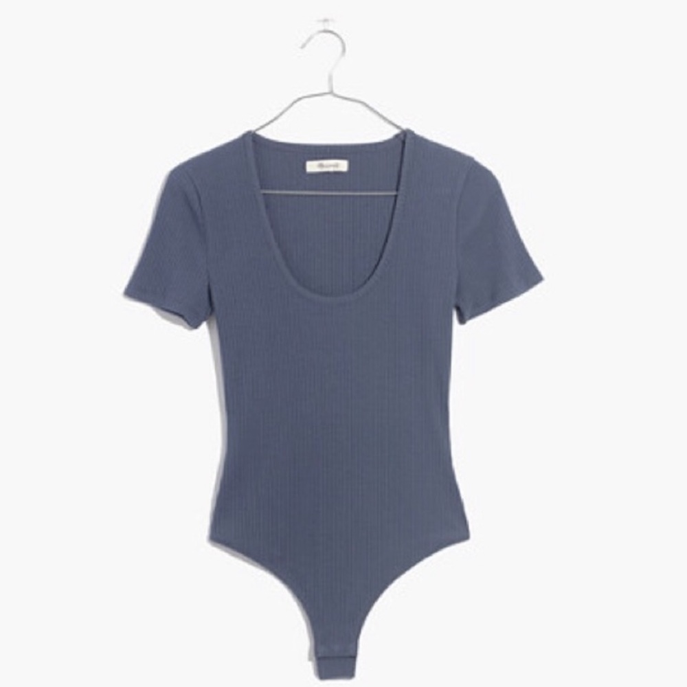 Madewell Cameo Ribbed Bodysuit In Dusty Blue